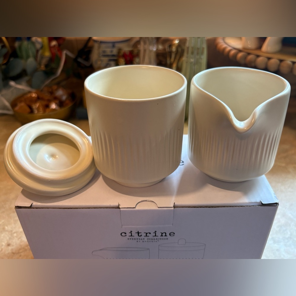 Magenta Cream Ribbed Ceramic Serveware Set - Picture 3 of 8